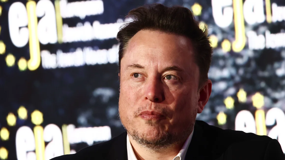 Judge strikes down Elon Musk's massive, multi-billion-dollar pay package