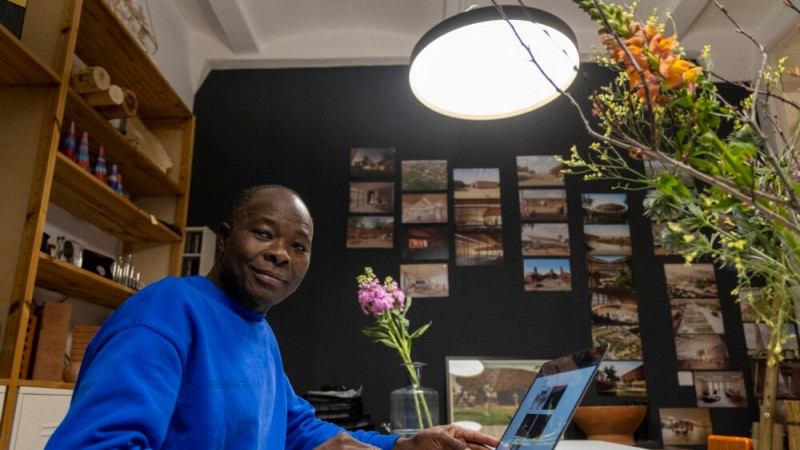 Architect from Burkina Faso Wins Pritzker Prize