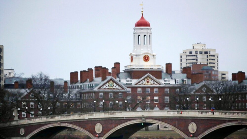 Harvard Announces $100 Million Plan to Make up for Slavery Links