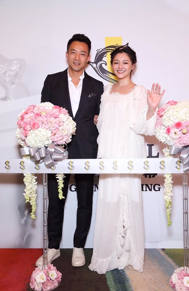 'Wifey, I miss you so much': ex-husband Wang Xiaofei's message after Barbie Hsu's passing sparks public debate