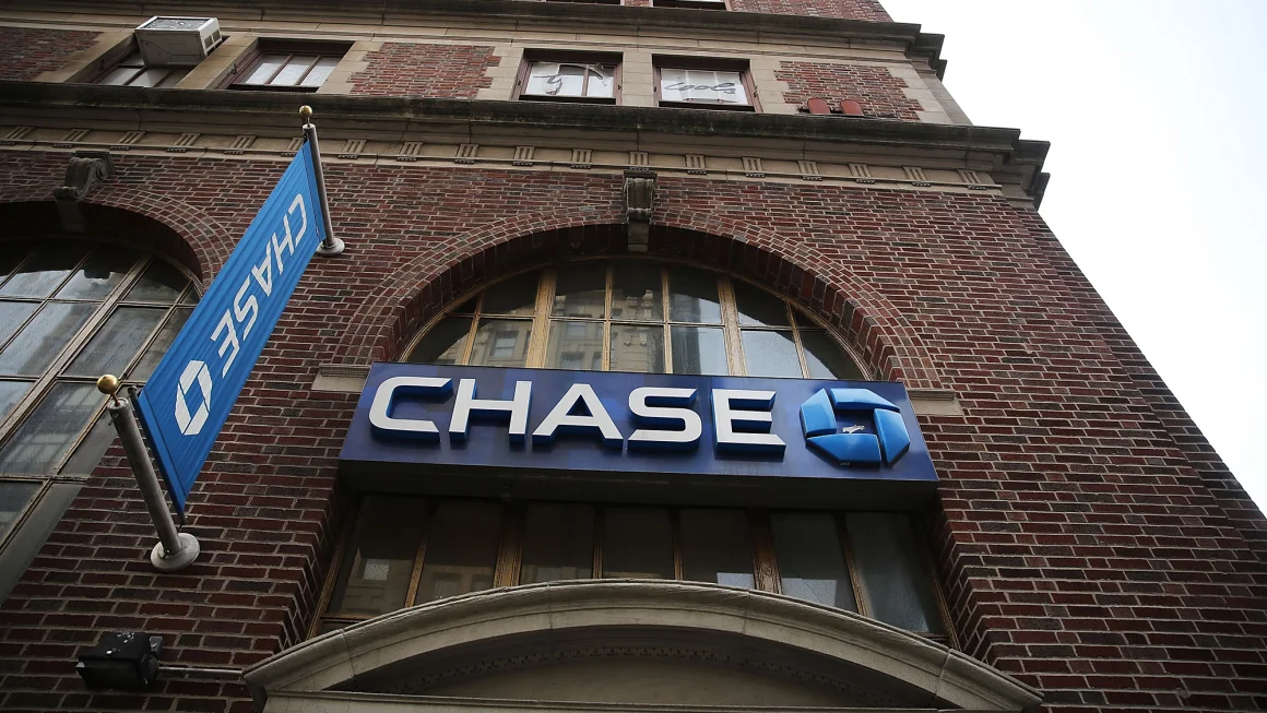 jpmorgan-chase-customers-who-committed-a-viral-check-fraud-sch