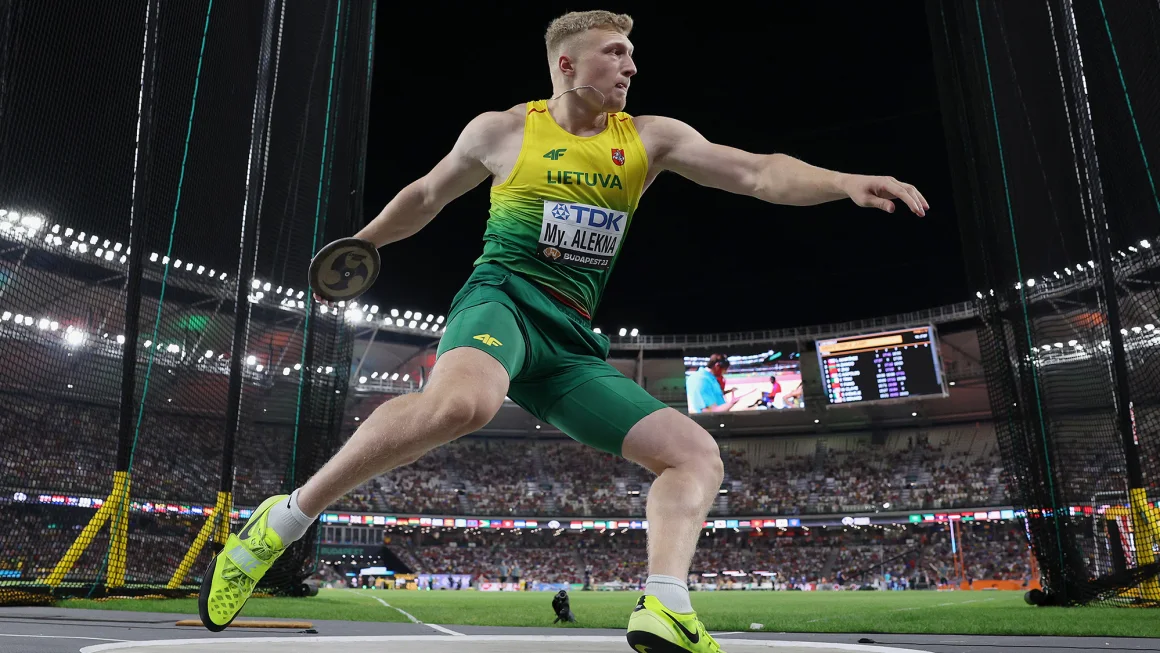 Lithuanian discus thrower Mykolas Alekna breaks longest standing men's track and field world record