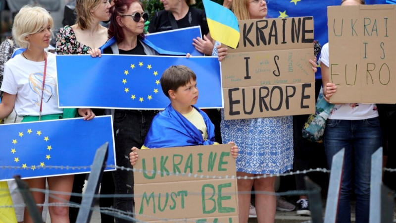 European Leaders Approve Ukraine as Candidate to Join EU
