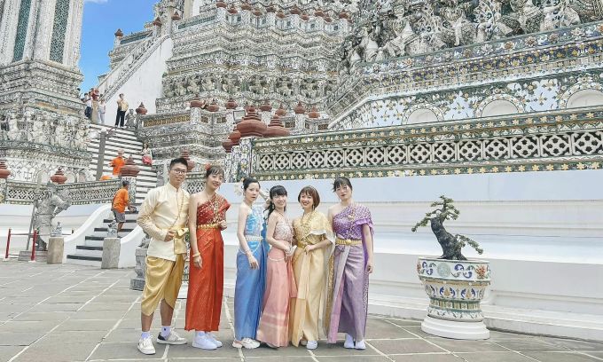 Why do Vietnam's vacation vibes lead to Thailand?