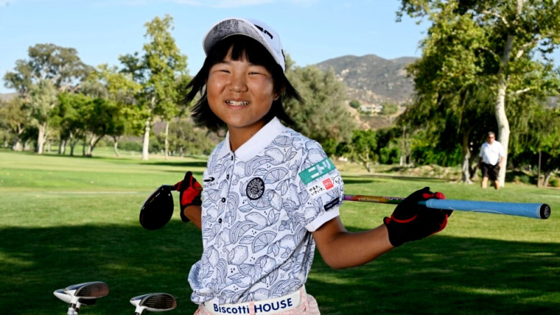 Ten-year-old Golfer Already Famous in Japan