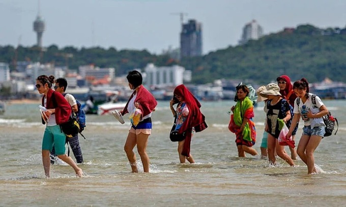 Thailand extends visa exemption for Russian tourists until July