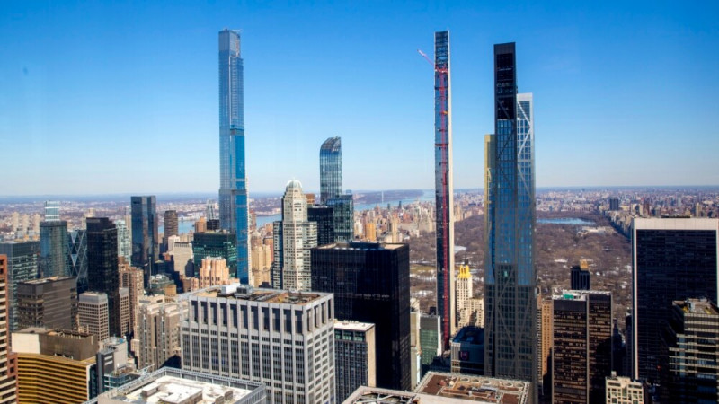 New York Skyline Has World's Thinnest Building
