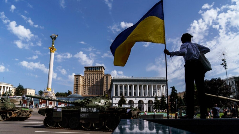 Ukrainians on Alert Ahead of Independence Day