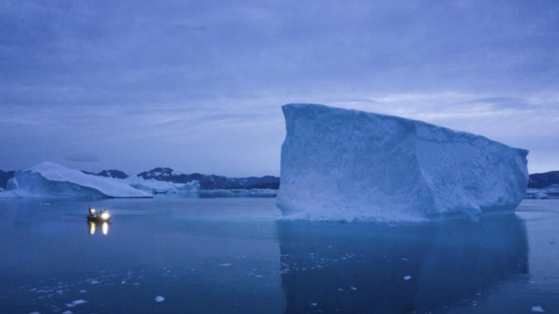Study: Greenland's Melting Ice Will Raise Sea Levels 27 Centimeters