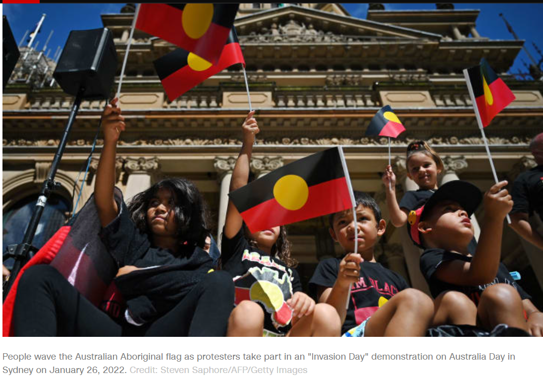 Aboriginal flag to permanently replace state flag on Sydney Harbour Bridge