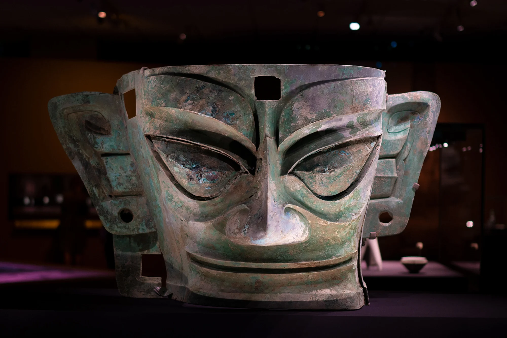 ‘Faces of Sanxingdui': Bronze Age relics shed light on mysterious ancient kingdom