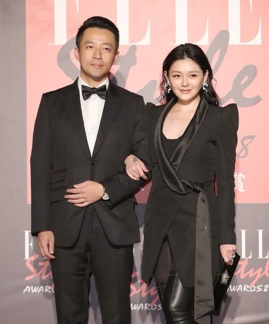 Friend says ex-husband Wang Xiaofei in severe mental distress after Barbie Hsu's passing