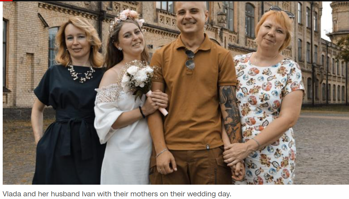 Ukrainian military couples rush to the altar amid uncertainty of war
