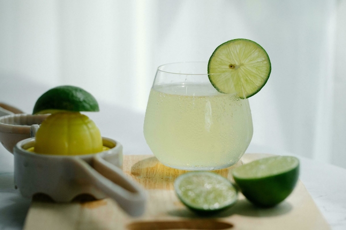Does lime juice contribute to weight loss?
