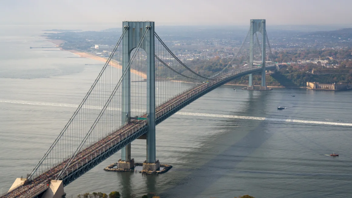 New York closes bridges for its marathon. Runners should pay for the unpaid tolls, the MTA demands