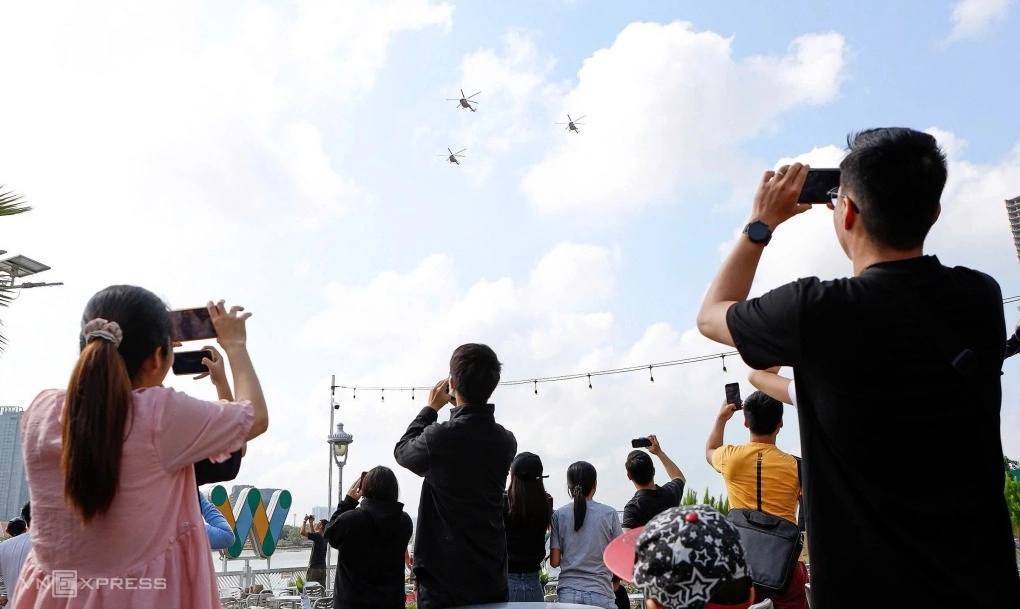 Ho Chi Minh City trip costs rise, hotel rooms sell out ahead of April 30 holiday