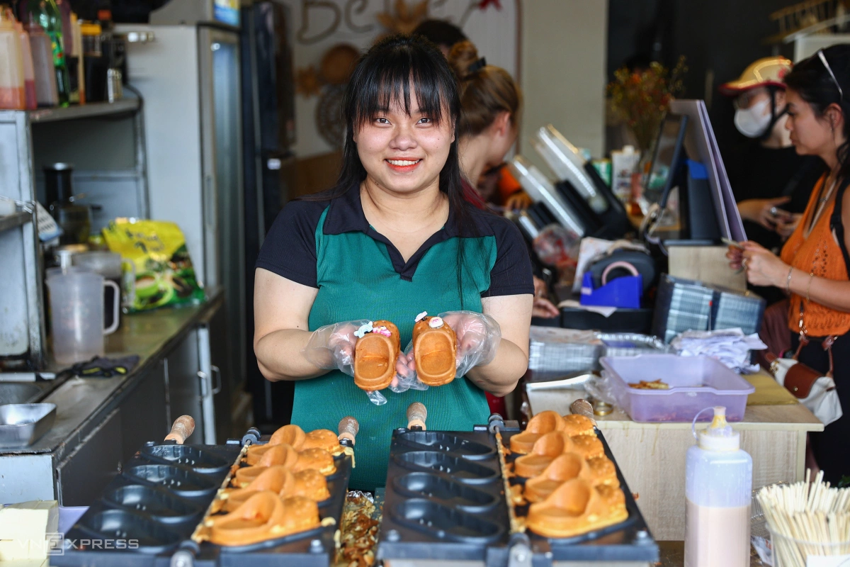 Eat your shoes: Edible Crocs made in Ho Chi Minh City