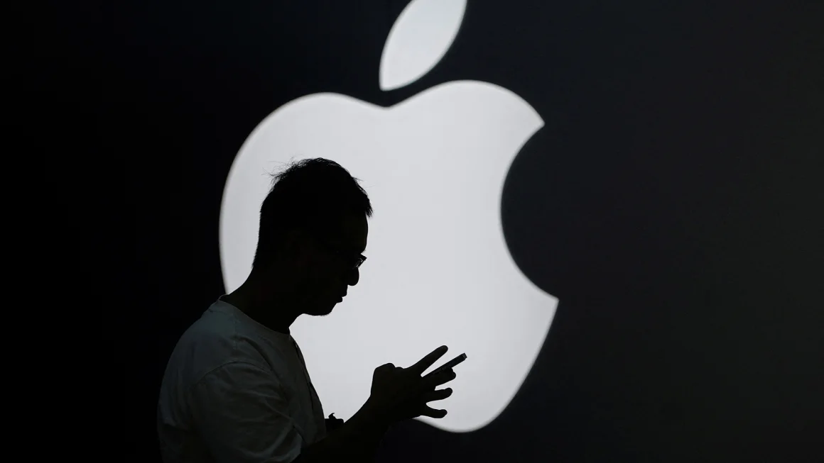 Apple's new China problem: ChatGPT is banned there