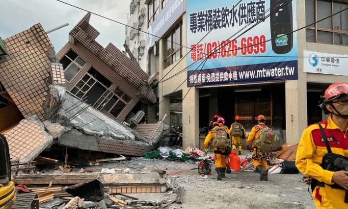 Major earthquake triggers tsunami warnings in Taiwan, Japan