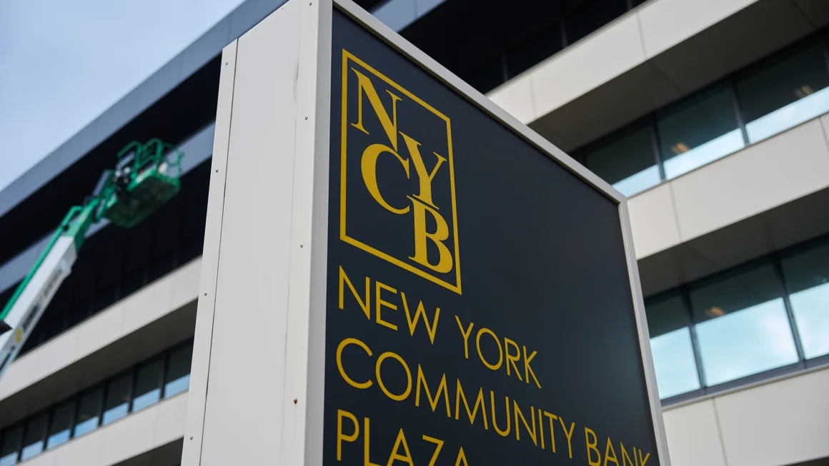 New York Community Bank stock turns positive after lender says deposits increased