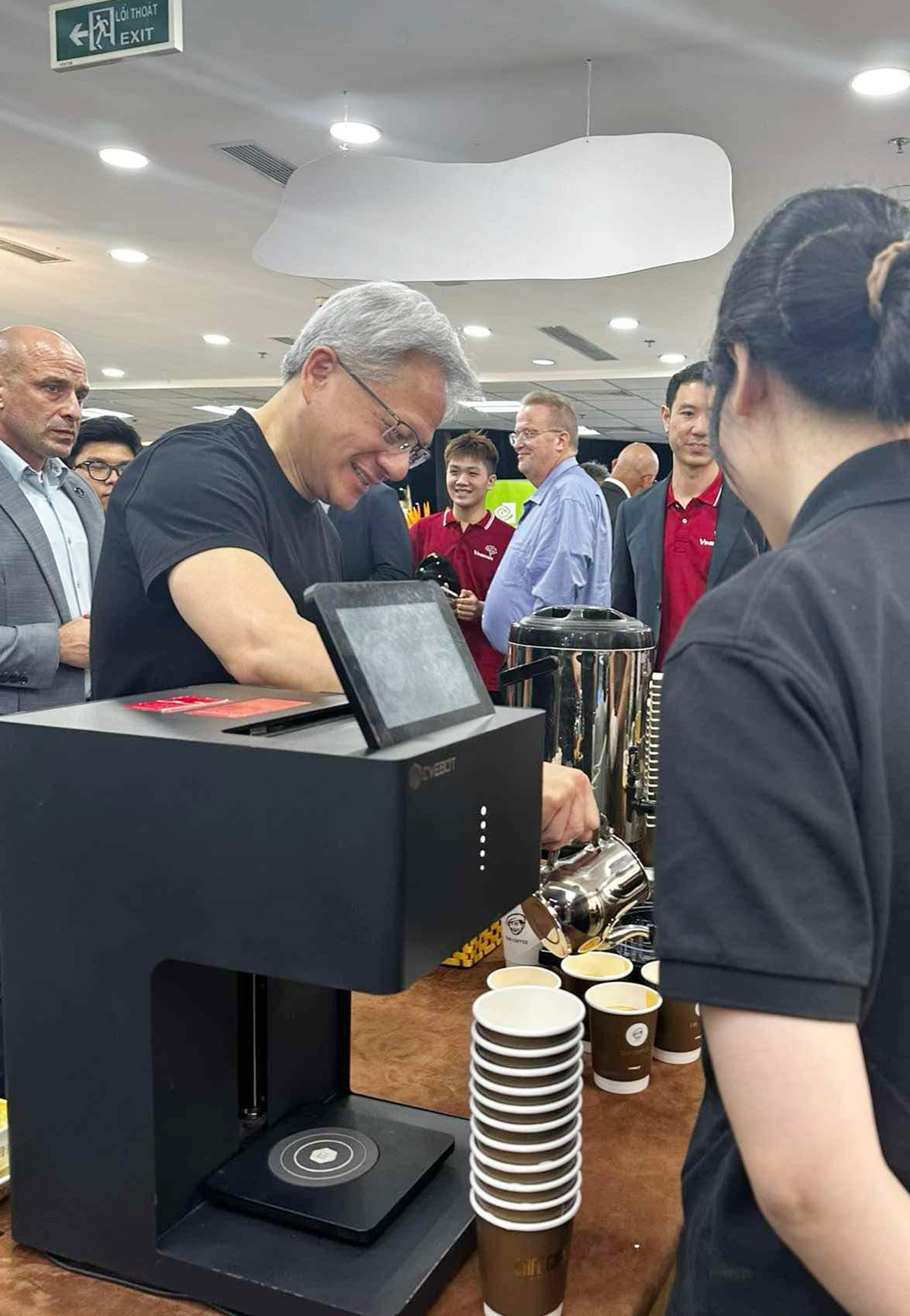 Nvidia billionaire makes 100 cups of egg coffee for guests in Hanoi