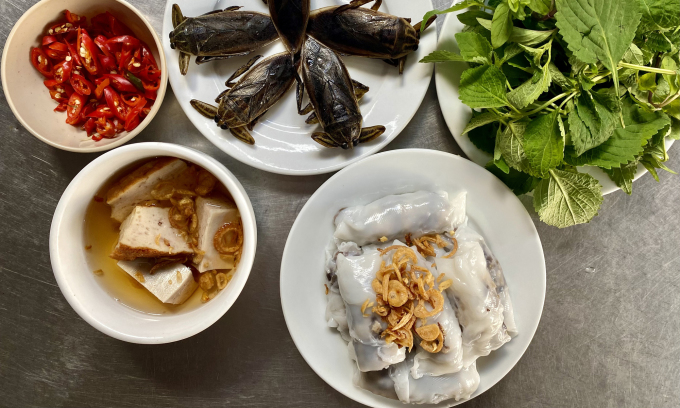 Water bug chronicles: the secret ingredients in Hanoi's rice rolls