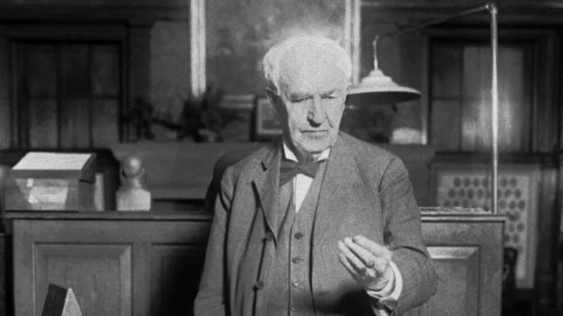 Thomas Edison: Inventor and Busy Team Leader